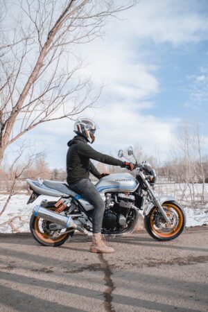 Cold Weather Motorcycle Riding Tips